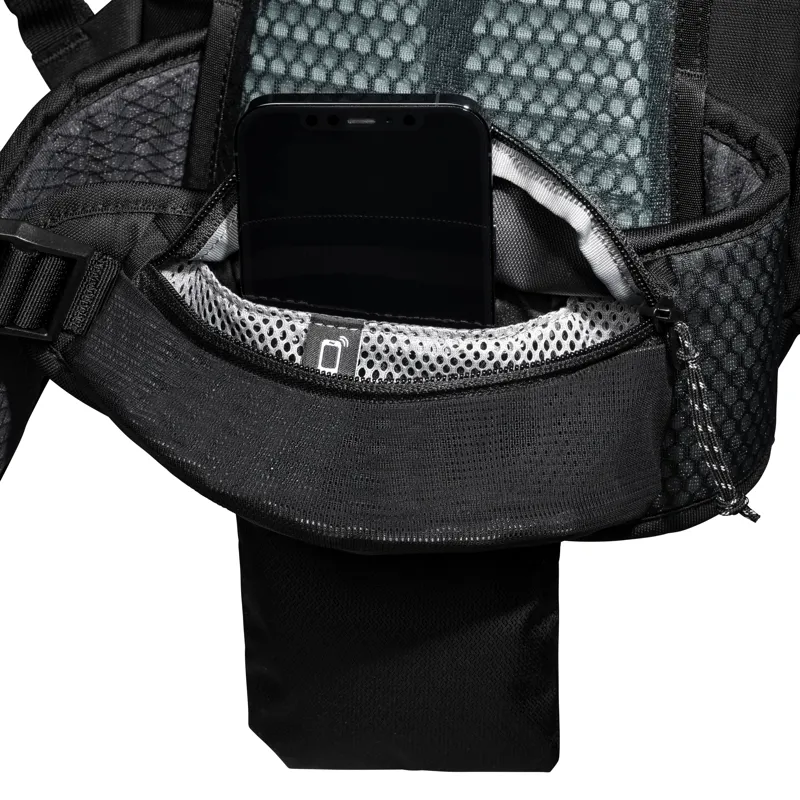 Mammut Lithium 25L Womens Backpack in Marine-Black-4