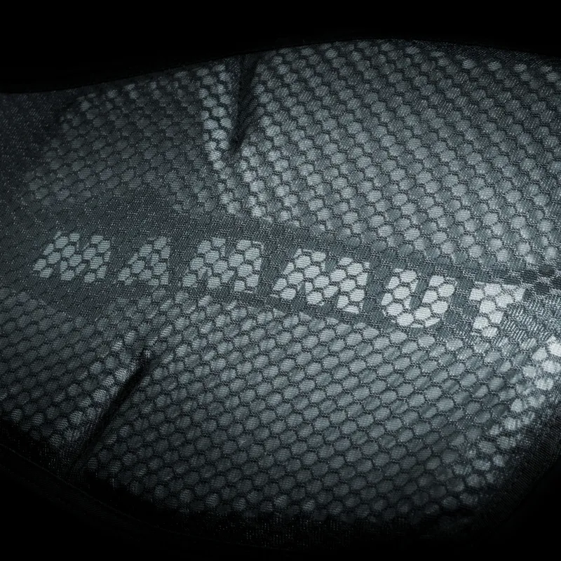 Mammut Lithium 15L Womens Backpack in Marine-Black-1