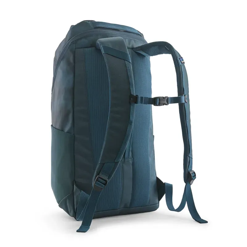 Patagonia Black Hole 25L Pack in Sastrugi: Summit Blue-1