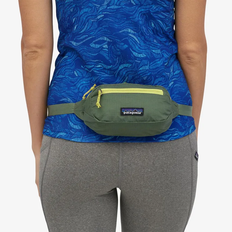 Patagonia Ultralight Black Hole Mini Hip Pack Camp Green-2