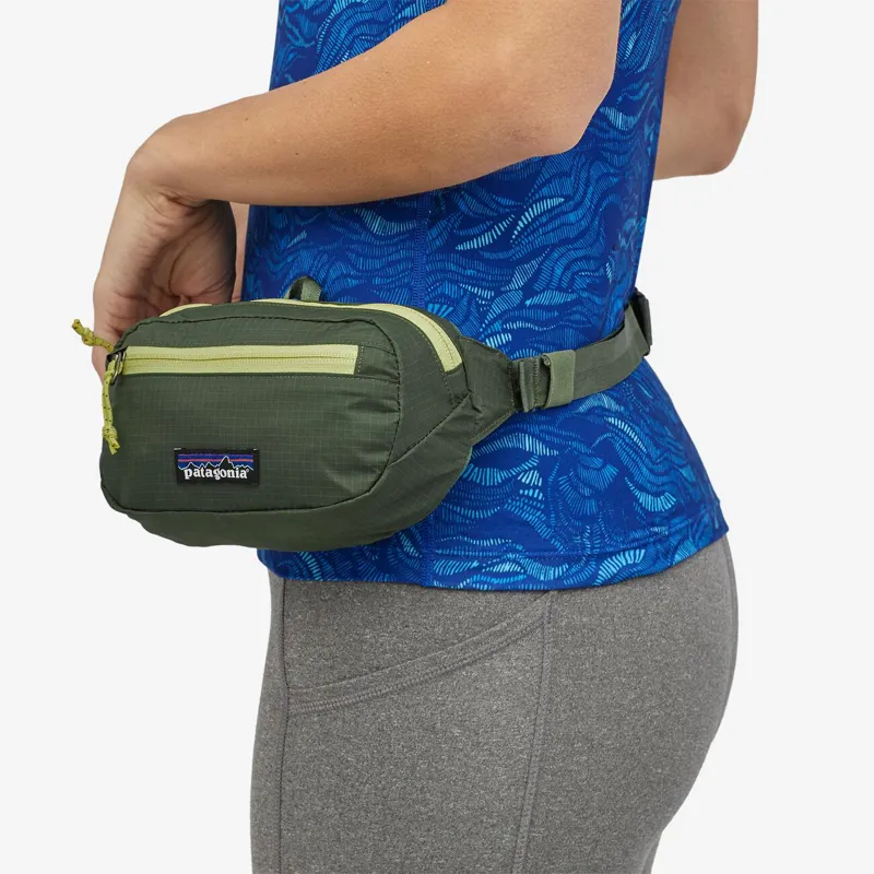 Patagonia Ultralight Black Hole Mini Hip Pack Camp Green-3