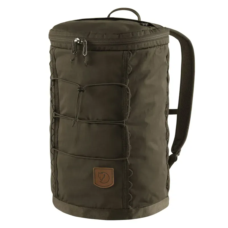 Fjallraven Singi 20 Backpack in Dark Olive