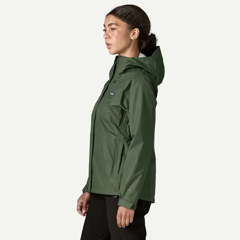 Patagonia Women's Torrentshell 3L Rain Jacket in Canopy Green-3