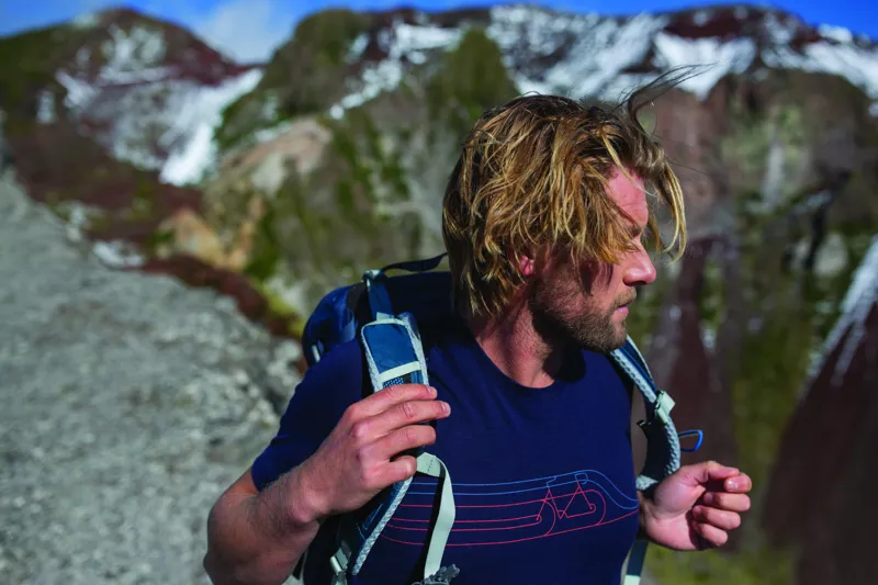 Icebreaker Mens Tech Lite SS Crewe Cadence Pulse Midnight Navy-8