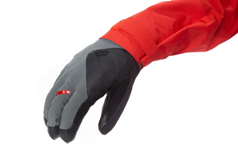 Mountain Equipment Lhotse Jacket in Red/Crimson-2