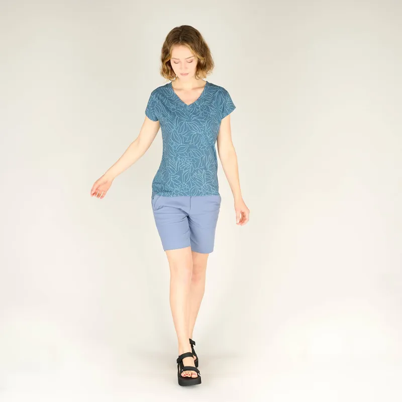 Sherpa Womens Neha V-Neck Tee Haze Leaf-1