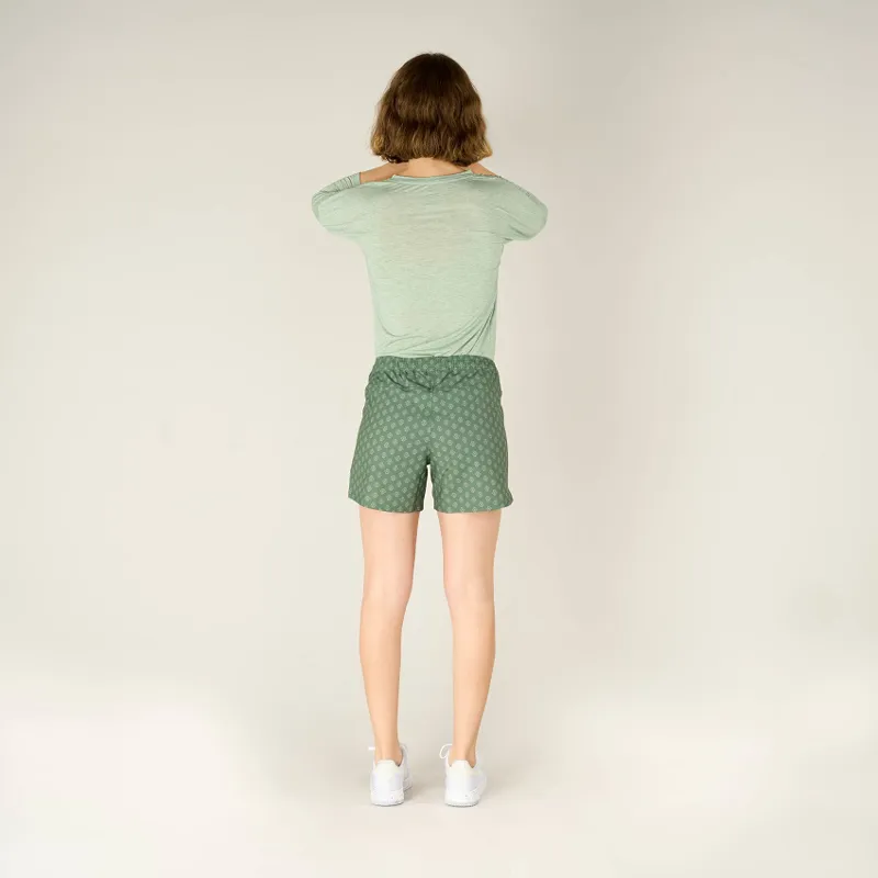 Sherpa Womens Sajilo Pull-On Short Thyme Micro Geo-2