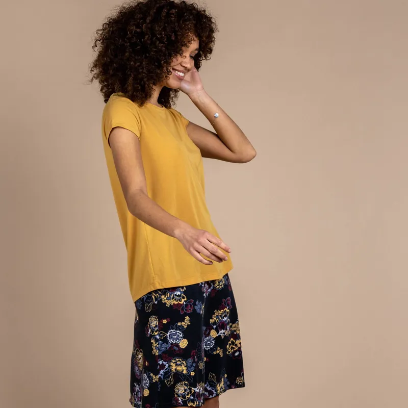 Sherpa Womens Asha Short Sleeve Tee Daal Yellow-5