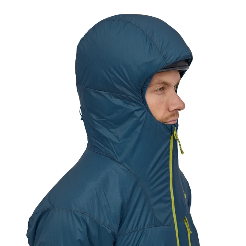 Patagonia DAS Parka in Blue -4