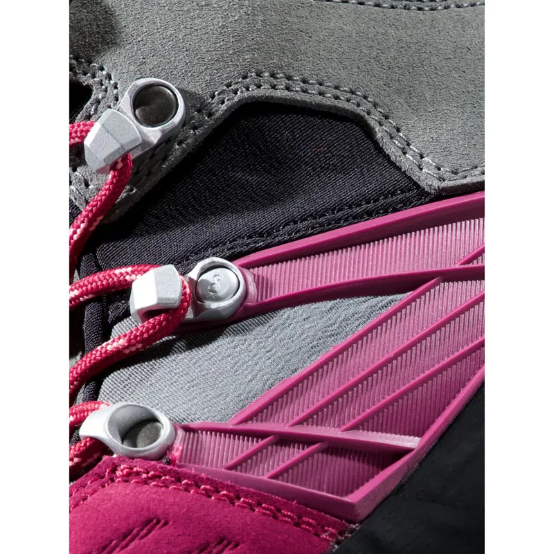 Mammut Kento Pro High GTX Womens Shoes in Titanium Sundown-9