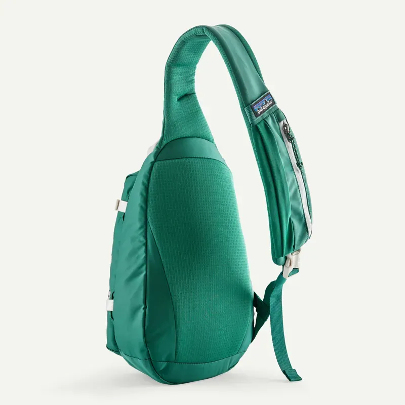Patagonia Atom 8l Sling Bag in Gem Green-1