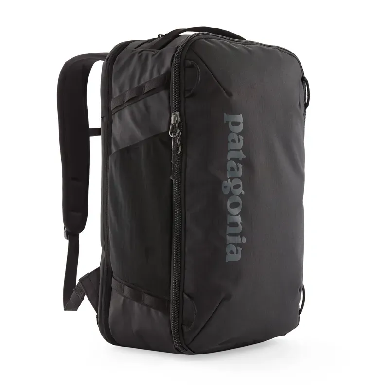 Patagonia Black Hole Mini MLC 30L Pack in Black w/Black