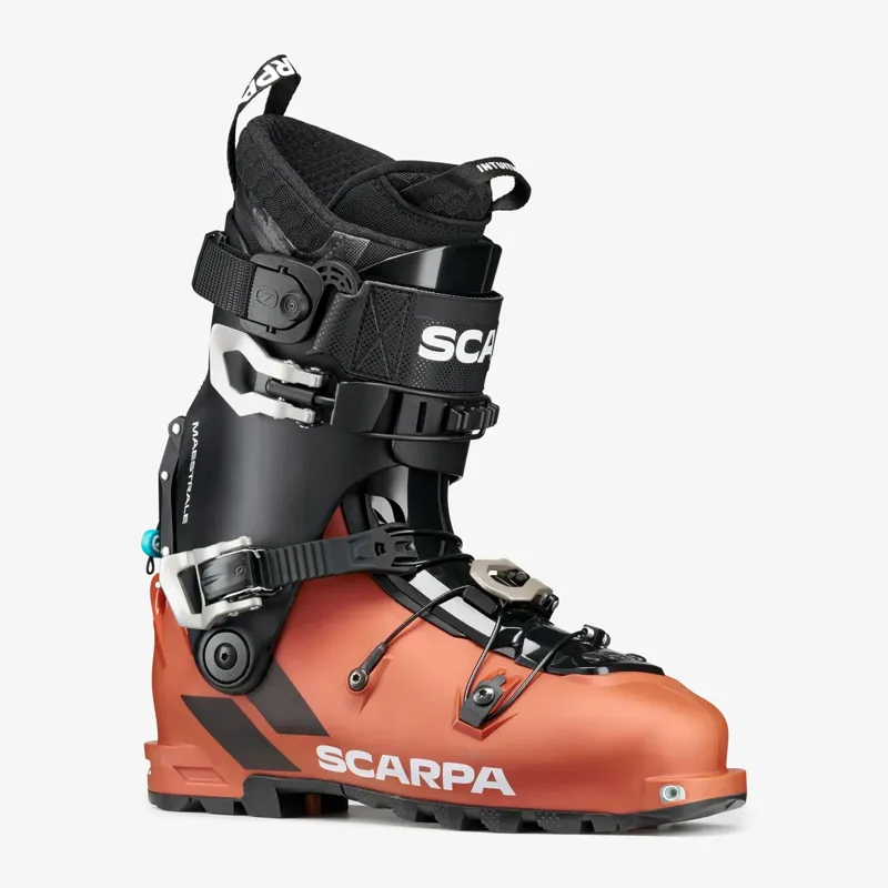 Scarpa Maestrale 2026-2