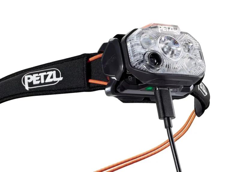 Petzl Swift RL Headtorch Black/Orange-3