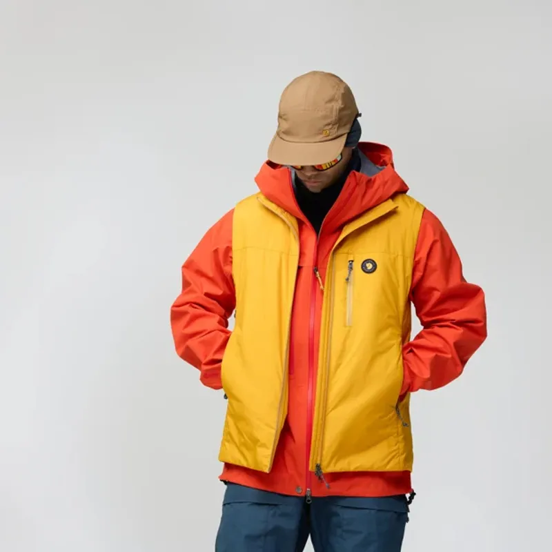 Fjallraven Men's Bergtagen 60 Insulated Vest - Mustard Yellow-3