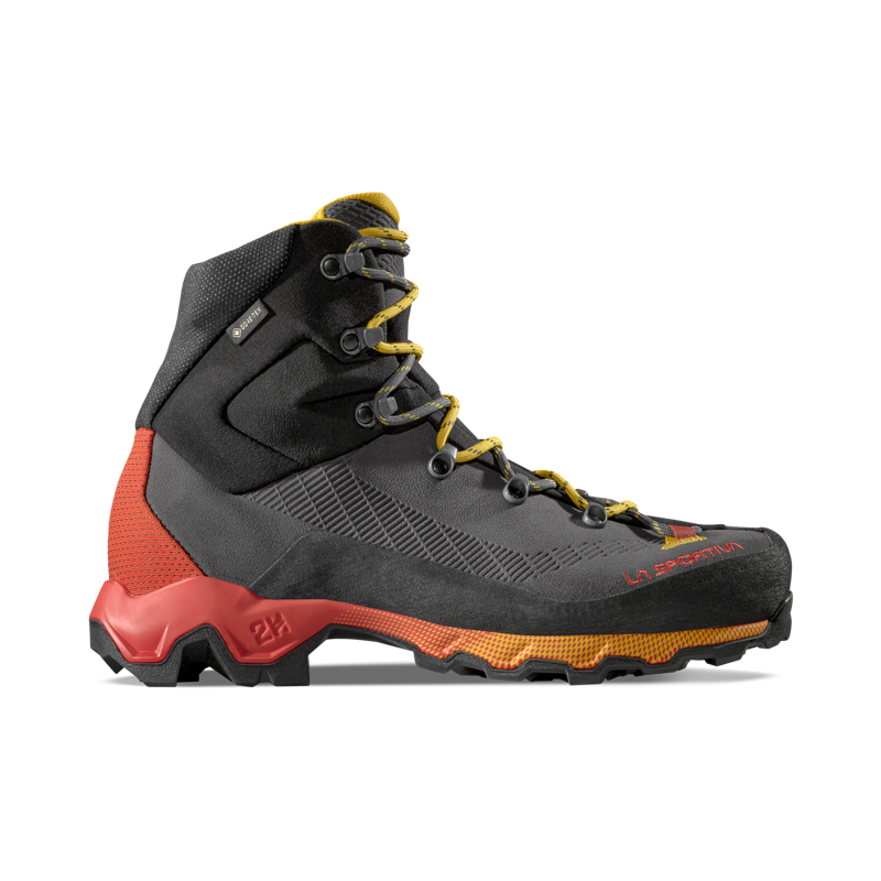 La Sportiva Aequilibrium Trek GTX Carbon/Yellow-1