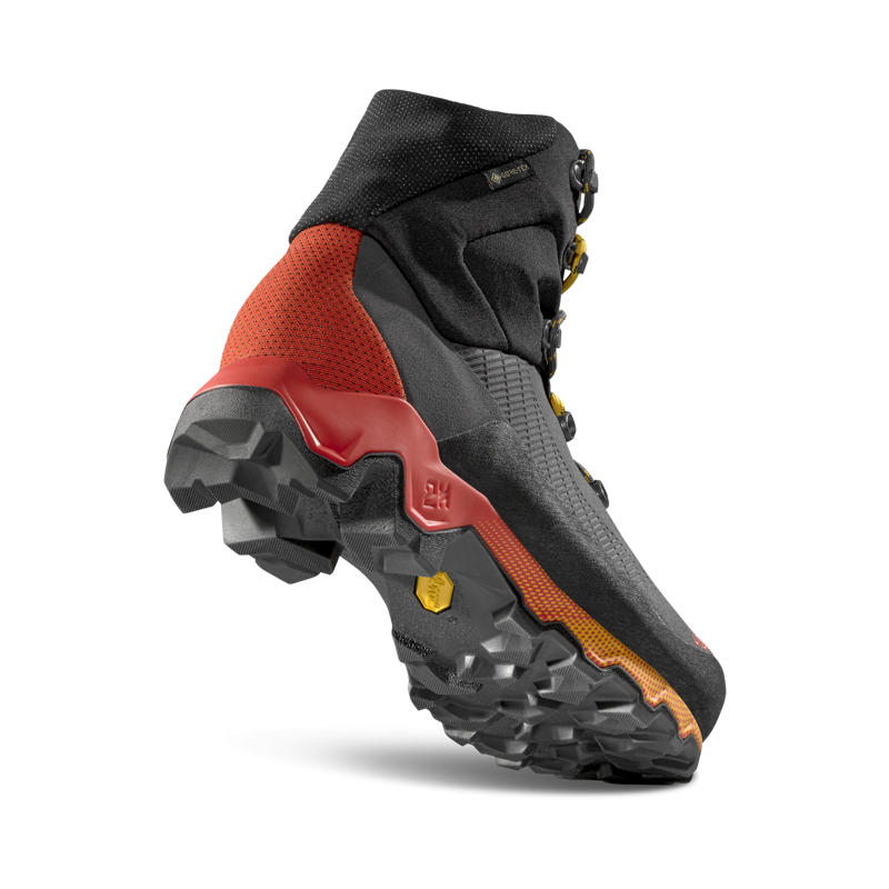 La Sportiva Aequilibrium Trek GTX Carbon/Yellow-2