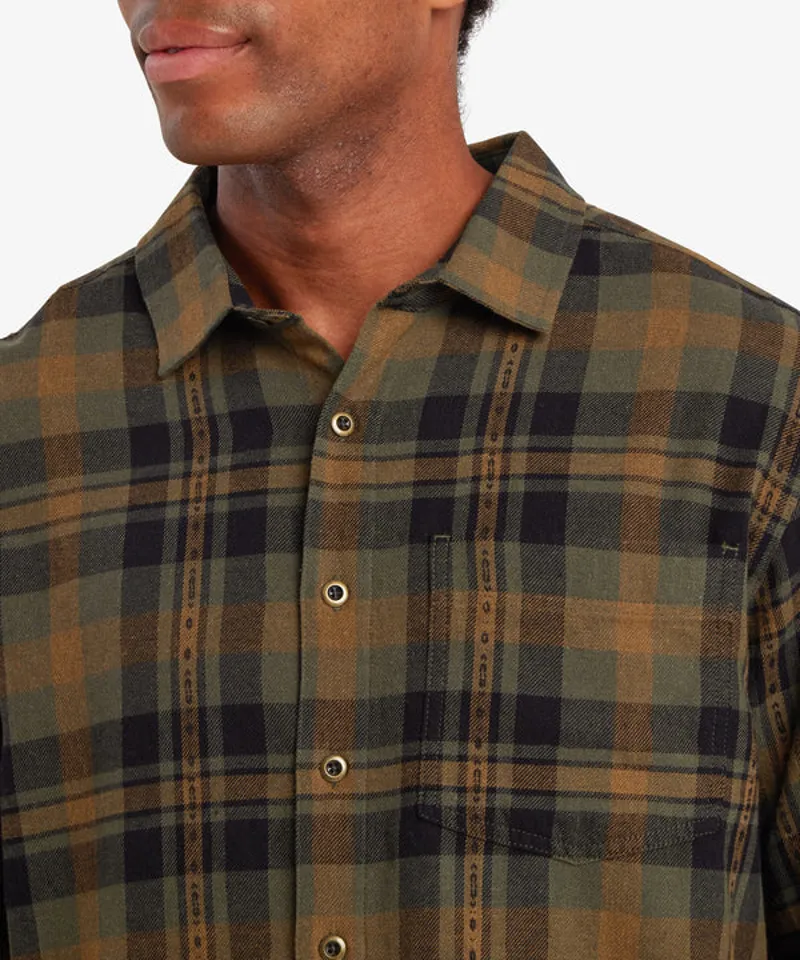 Sherpa Men's Dharan Long Sleeve Shirt Evergreen-5