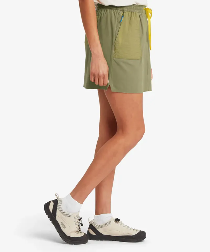 Sherpa Women's Tarcho Retro Skort - Olive-2