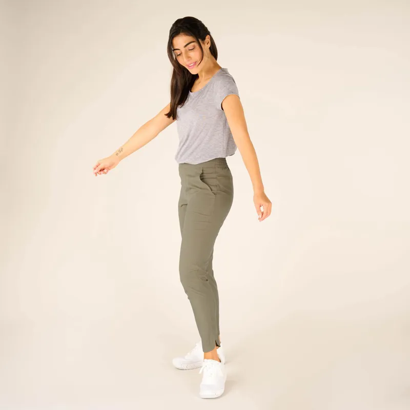 Sherpa Women's Sajilo Ankle Pant Evergreen-2