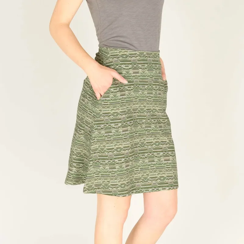 Sherpa Women's Padma Pull On Skirt Evergreen Tribal Geo-2