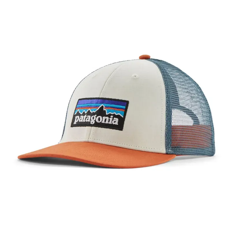 Patagonia LoPro P-6 Logo Trucker Cap in White w/Redtail Rust